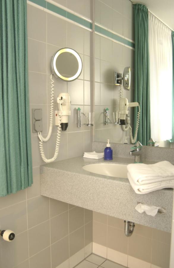 Hotel Spiegel Köln Ngoại thất bức ảnh