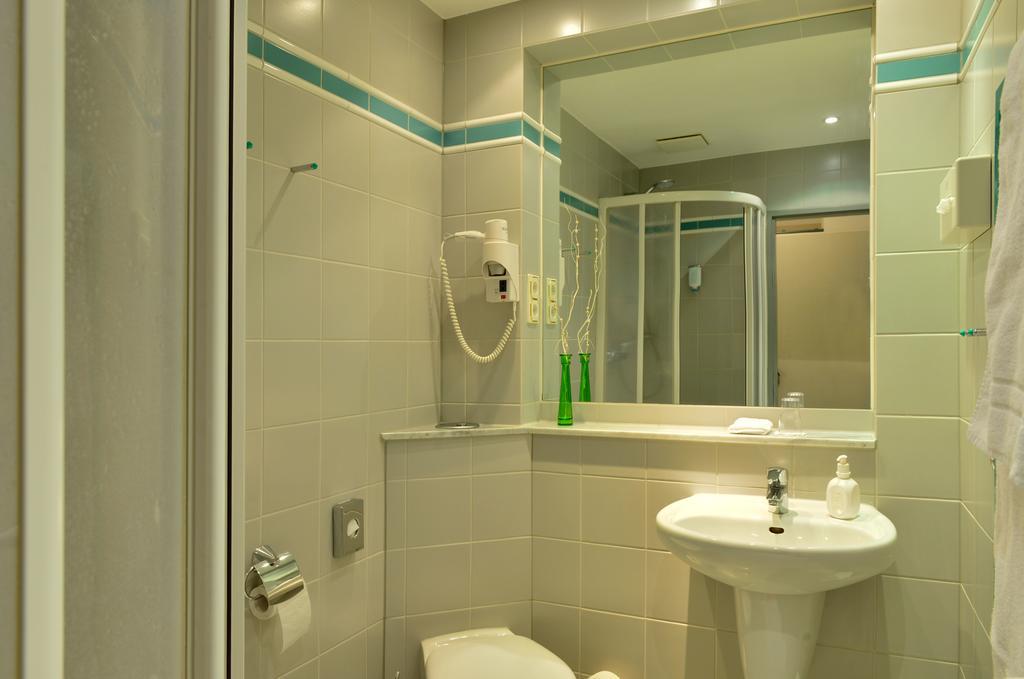 Hotel Spiegel Köln Ngoại thất bức ảnh