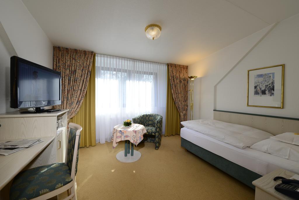 Hotel Spiegel Köln Ngoại thất bức ảnh